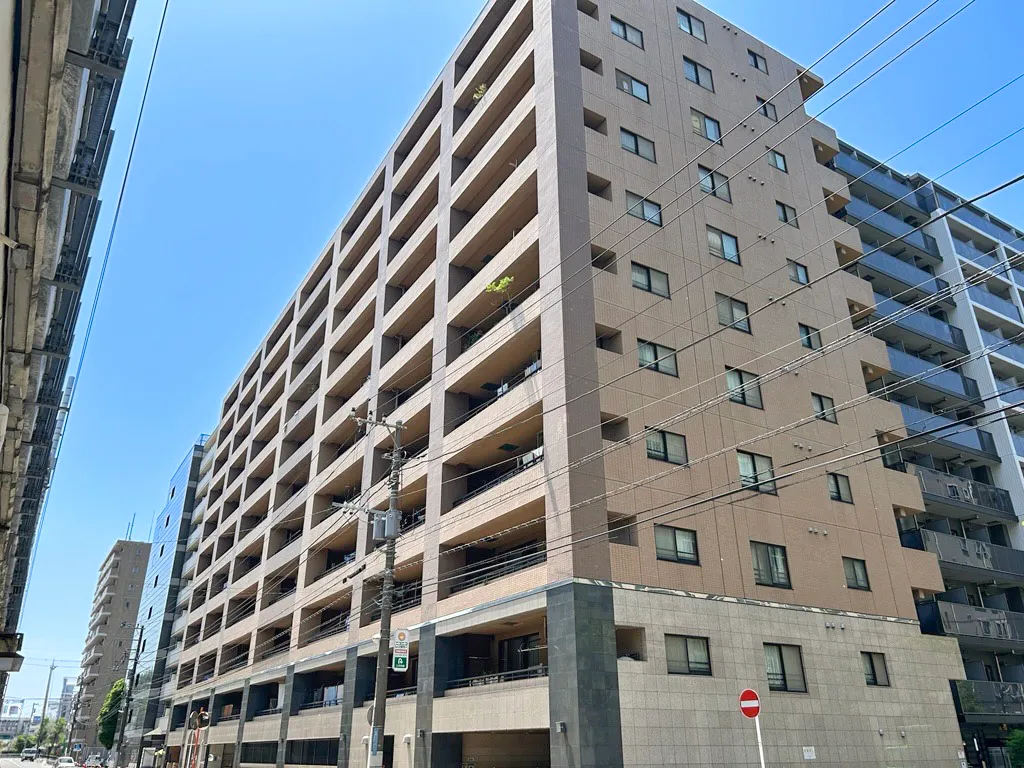 マイキャッスル新横浜ロイヤルステージの外観全体写真