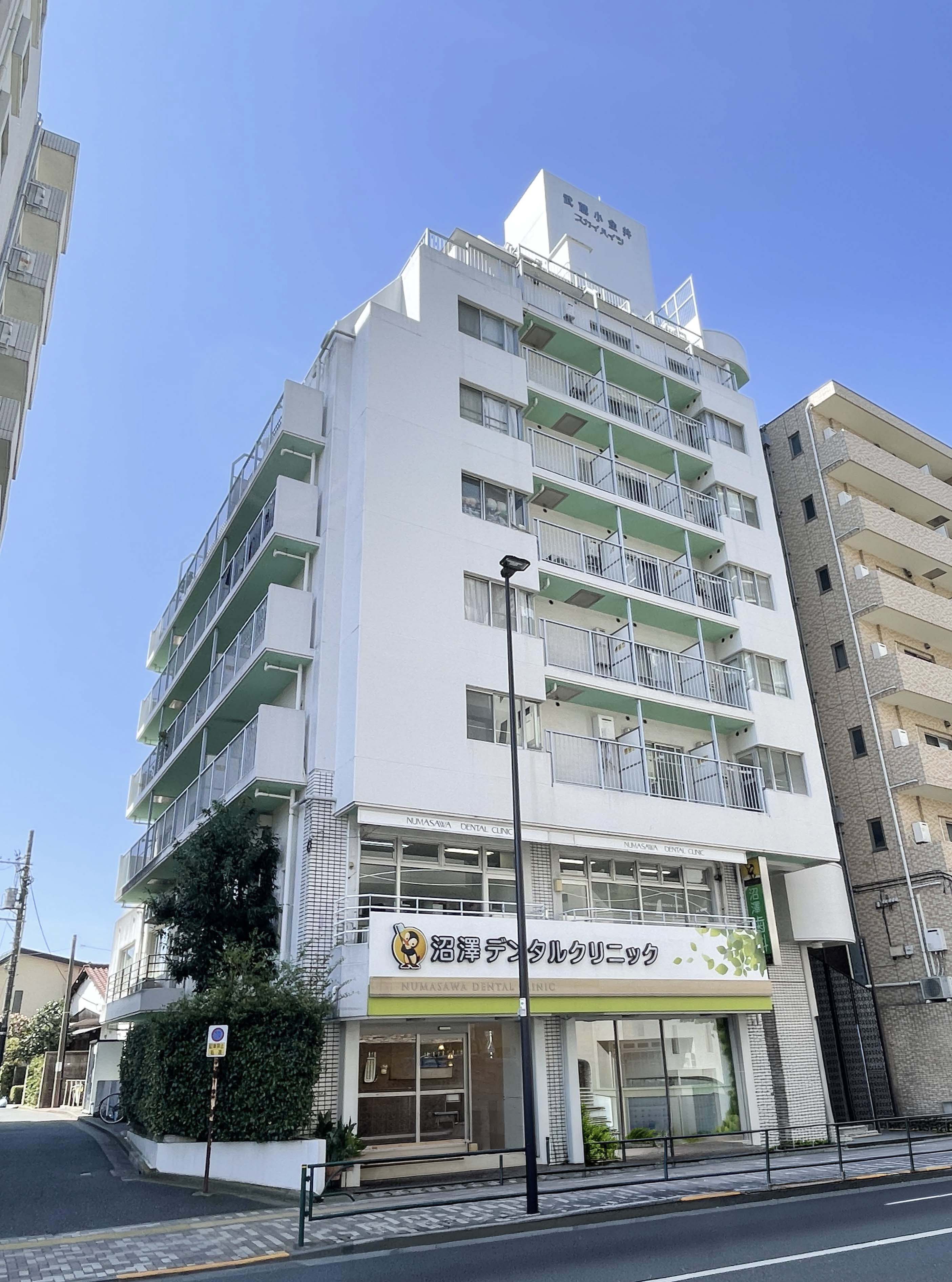 外観:建物全体の外観を撮影した画像