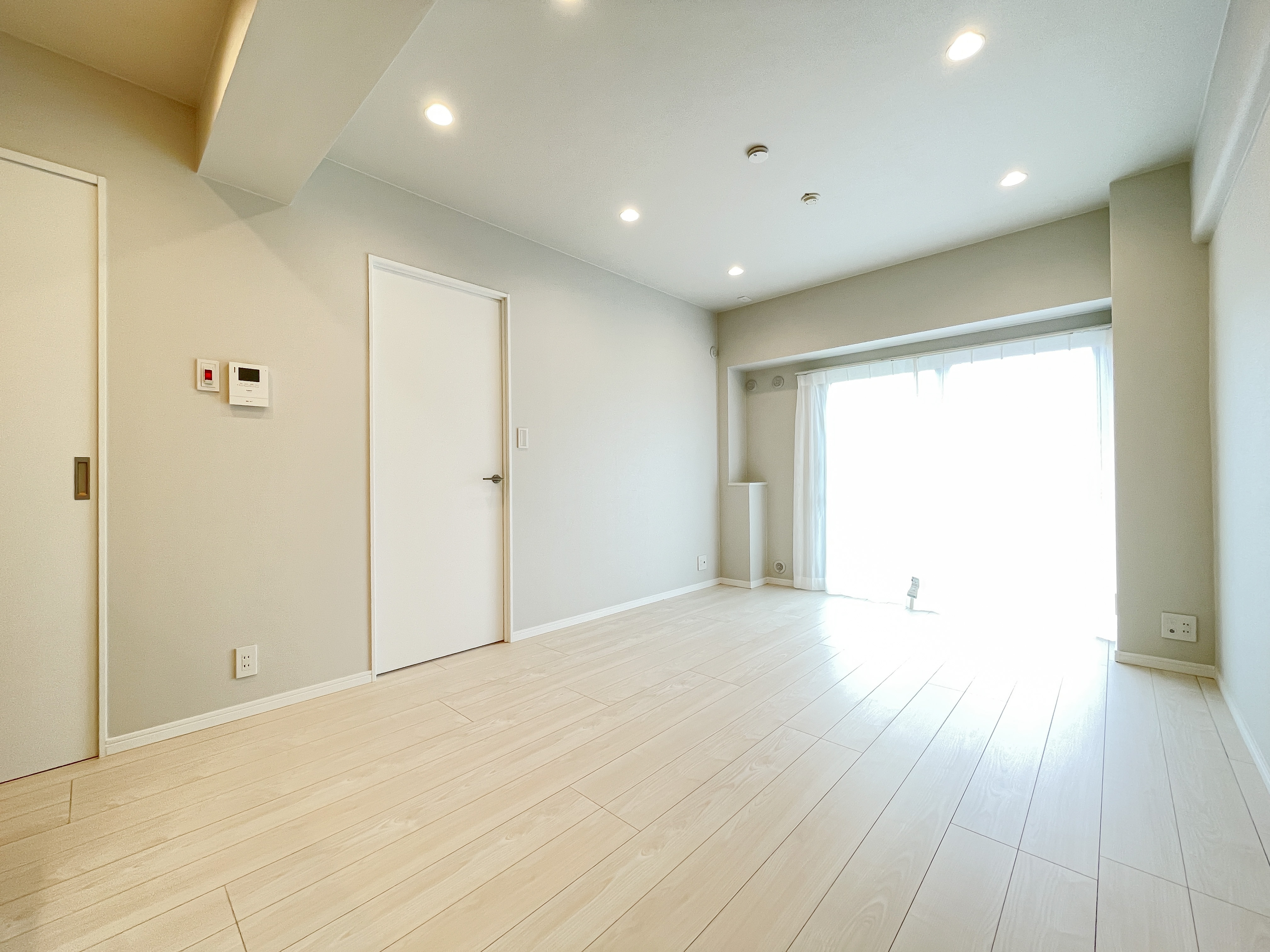 LDK全体を撮影した室内写真