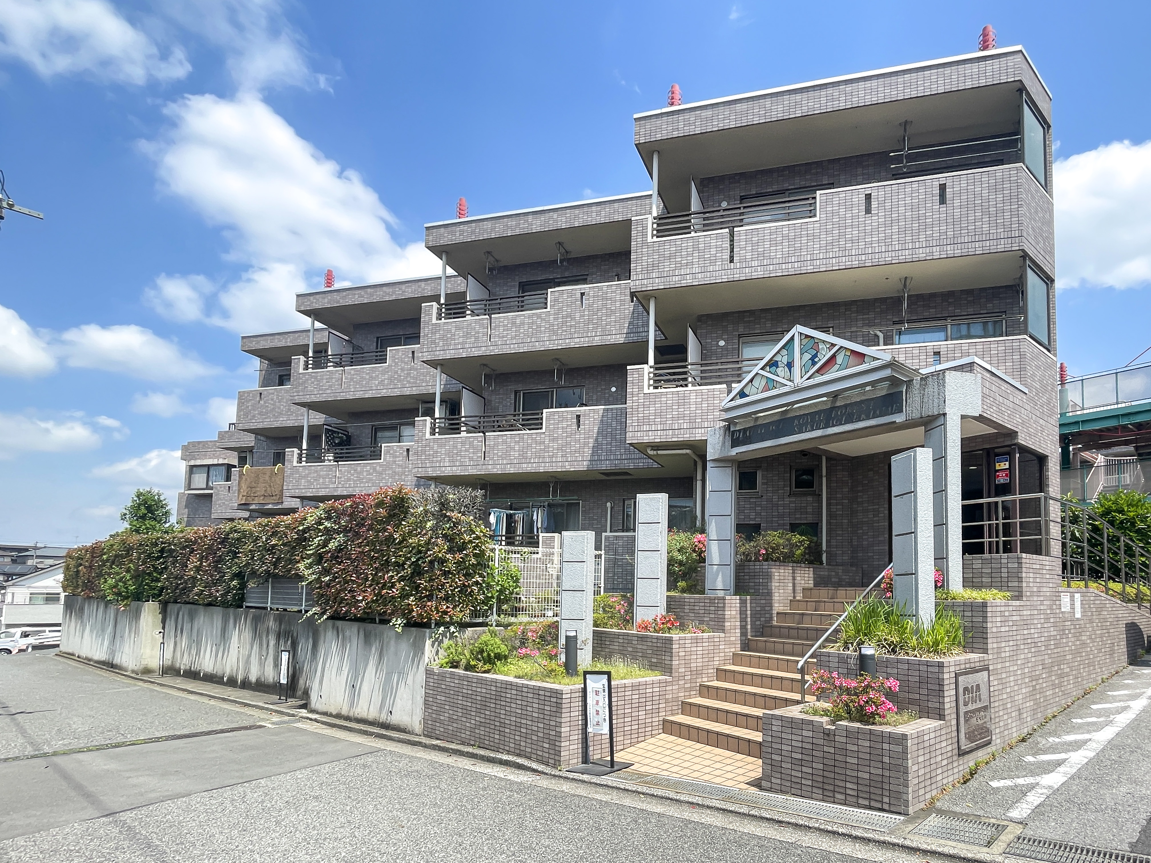 建物の外観全体