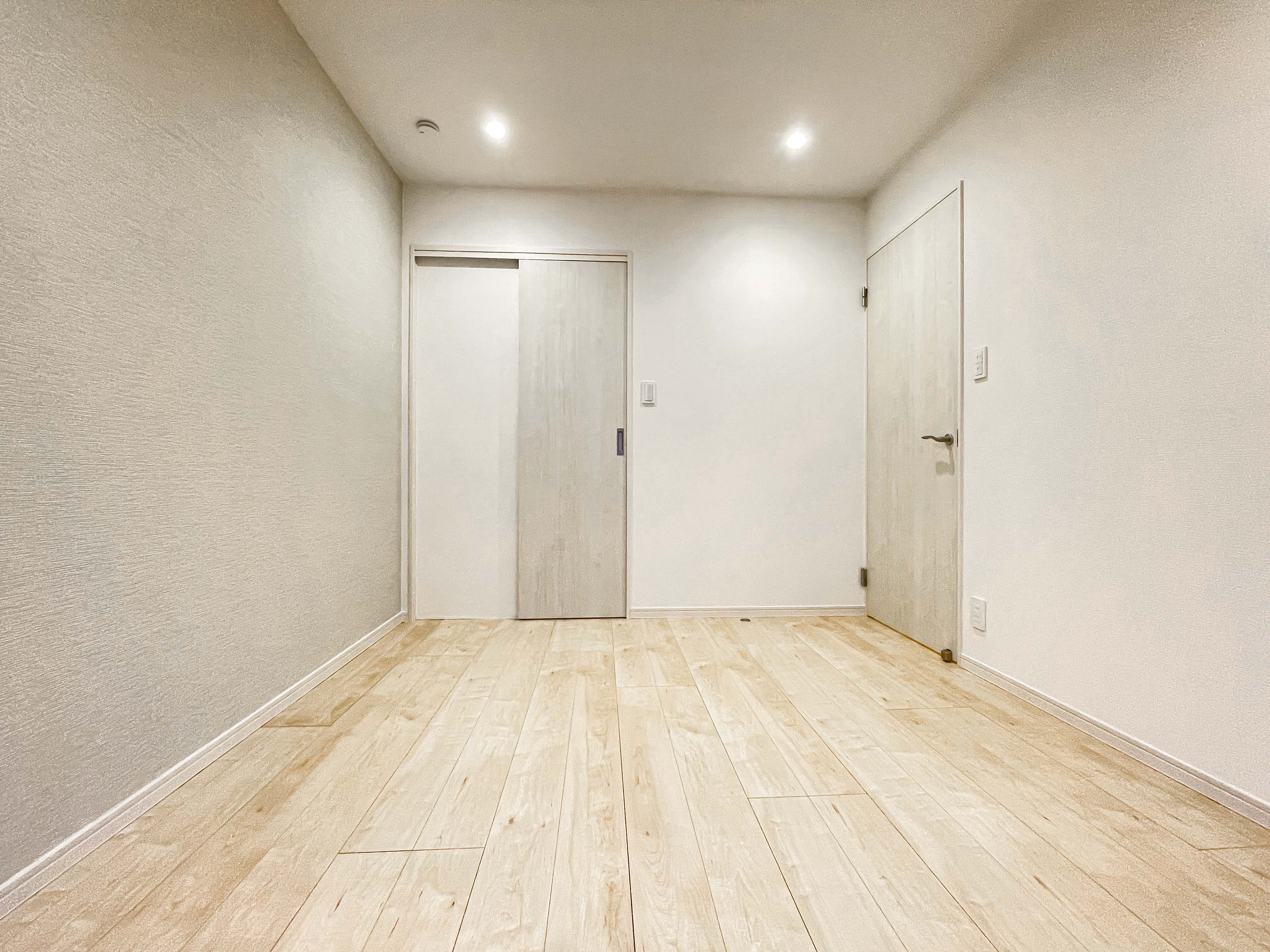 廊下や共用部分を撮影した室内写真