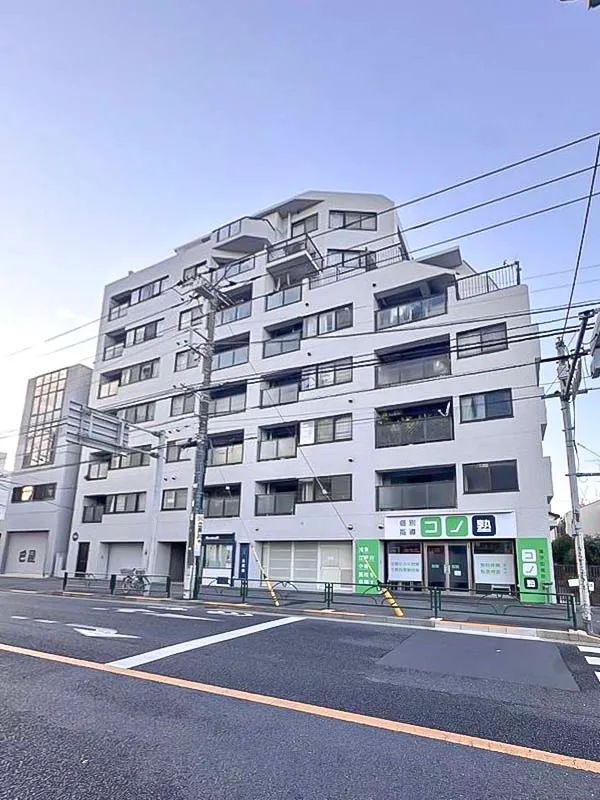 外観:建物の外観を捉えた画像