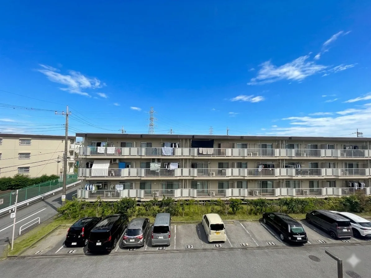 パシフィック鎌ケ谷グリーンタウン 1 号棟の建物外観を撮影した画像