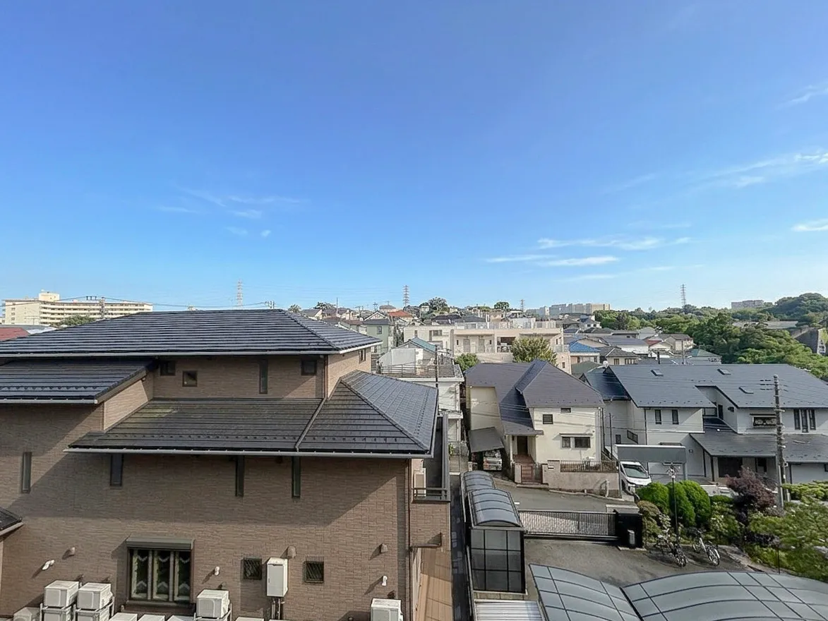 建物の外観を主体とした風景写真