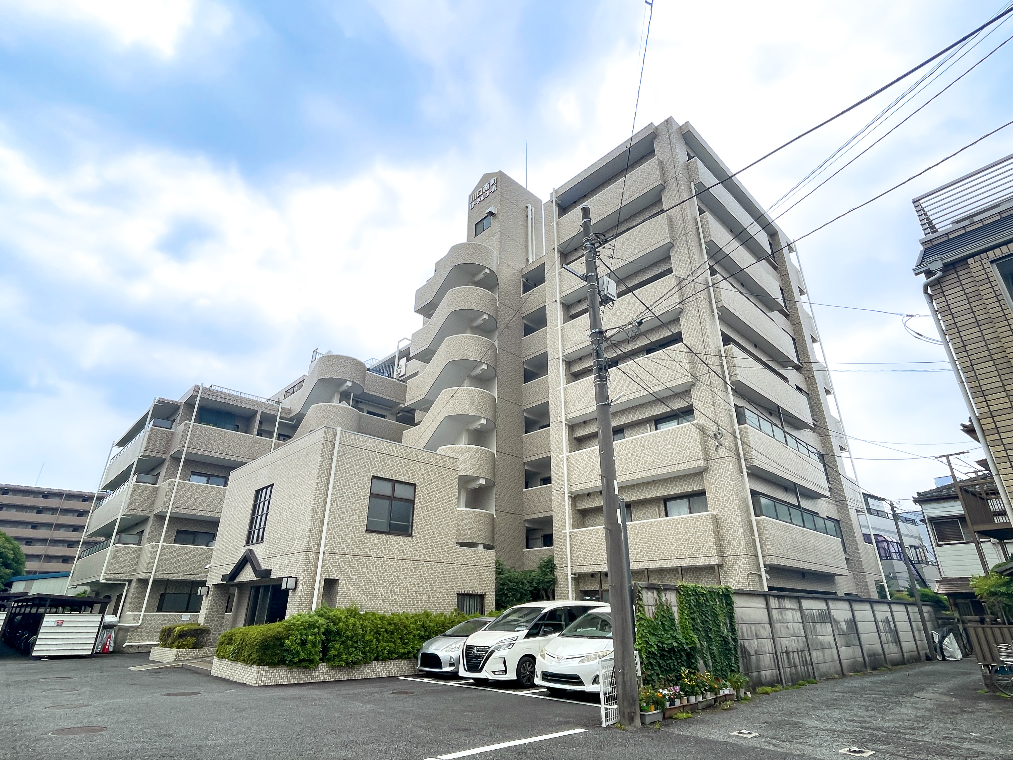 建物の外観が主体の画像